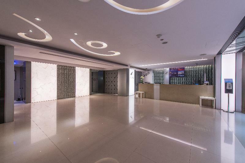 Forward Hotel Taipei Nangang Exterior foto